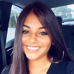 Meet your Posher, Victoria